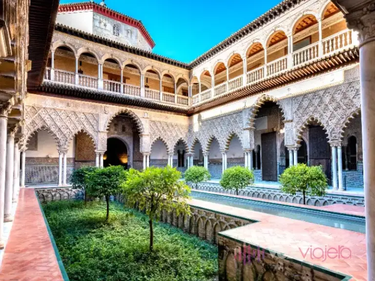 Patio de Los Alcázares, en Sevilla